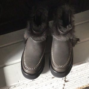 Brand New Grey Ugg Boots! Size 6